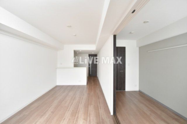 1LDK Apartment for Rent in Hakata-ku, Fukuoka - Thumbnail 4