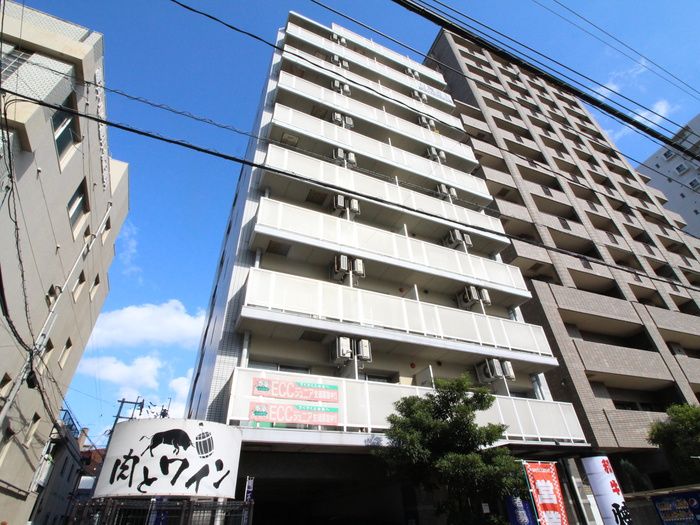 1K Apartment for Rent in Meinohama, Fukuoka - 18.7m² - Thumbnail 2