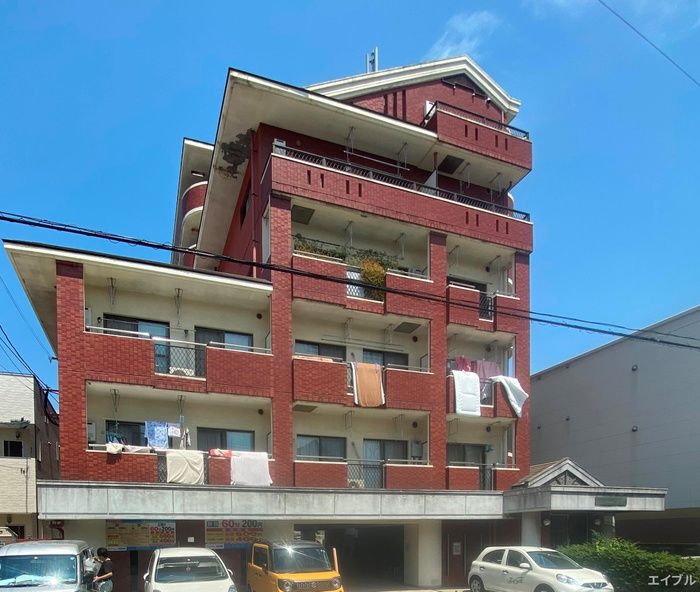 1R Apartment for Rent in Fukuoka Minami Ward - 25.35m² - Thumbnail 2