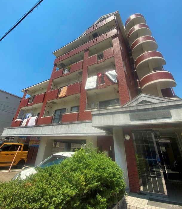 1R Apartment for Rent in Fukuoka Minami Ward - 25.35m² - Thumbnail 3