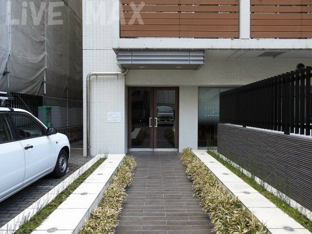 1LDK Apartment for Rent in Hakata-ku, Fukuoka - Thumbnail 2