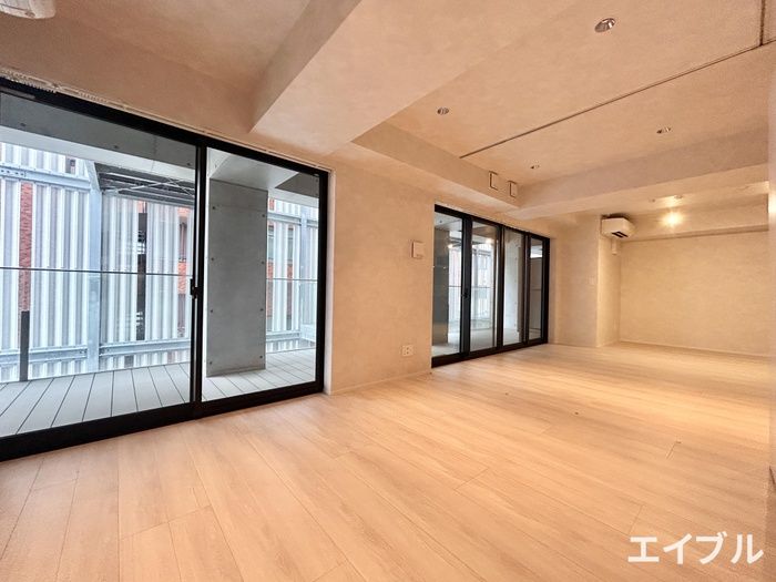 2LDK Apartment for Rent in Ohori, Chuo-ku, Fukuoka - Thumbnail 3
