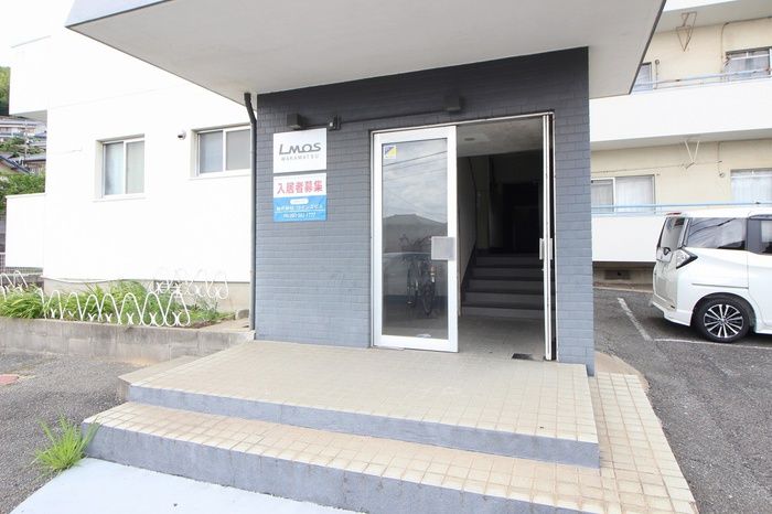 2DK Apartment for Rent in Wakamatsu-ku, Kitakyushu - Thumbnail 4