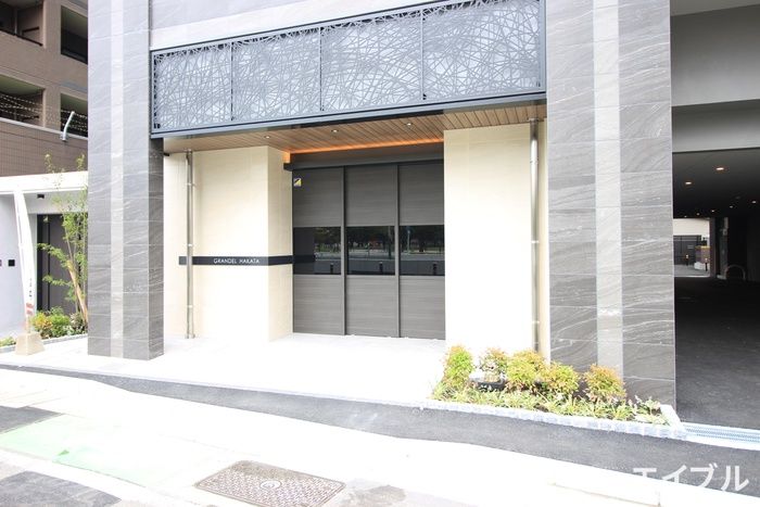 1LDK Apartment for Rent in Hakata Ward, Fukuoka City - Thumbnail 3