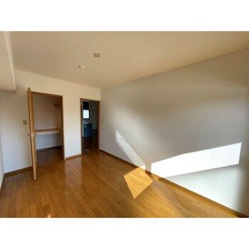 2DK Apartment for Rent in Hakata-ku, Fukuoka - 50.16m² - Thumbnail 4