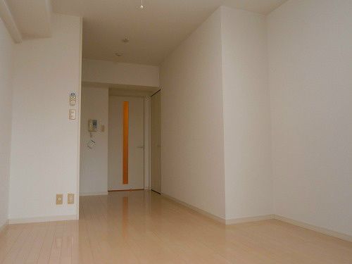 1R Apartment for Rent in Chuo Ward, Fukuoka City - 24.81 sqm - Thumbnail 4