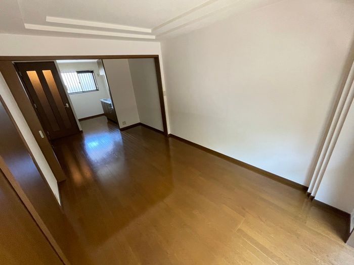 2DK Apartment for Rent in Kokuraminami-ku, Kitakyushu - Thumbnail 4