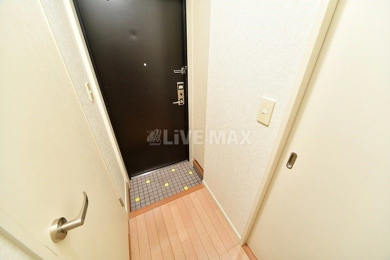 1K Apartment for Rent Near Nakasu-Kawabata Station in Hakata, Fukuoka - Thumbnail 4