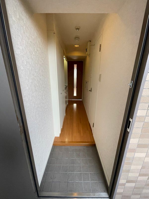 1K Apartment Near Hakata Station, Fukuoka City - Thumbnail 3