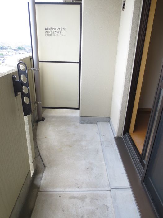1K Apartment for Rent in Yahatanishi Ward, Kitakyushu - Thumbnail 3