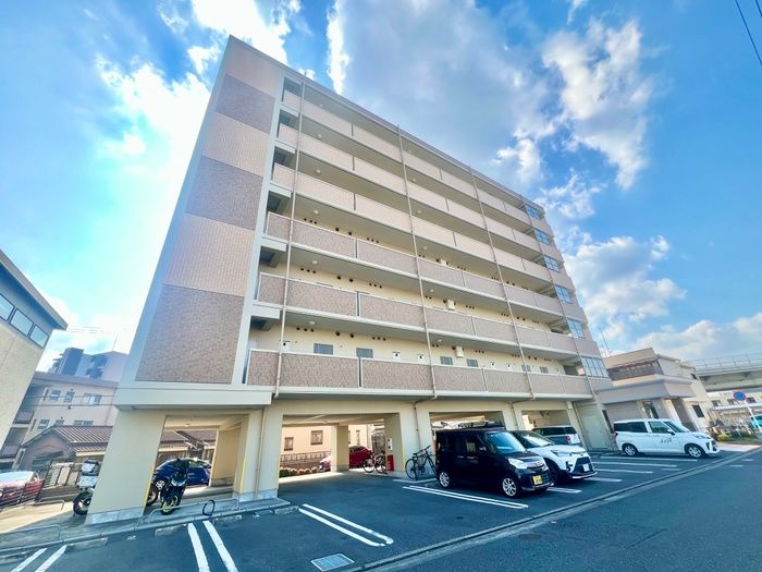 1K Apartment for Rent in Yahatanishi Ward, Kitakyushu - Thumbnail 2