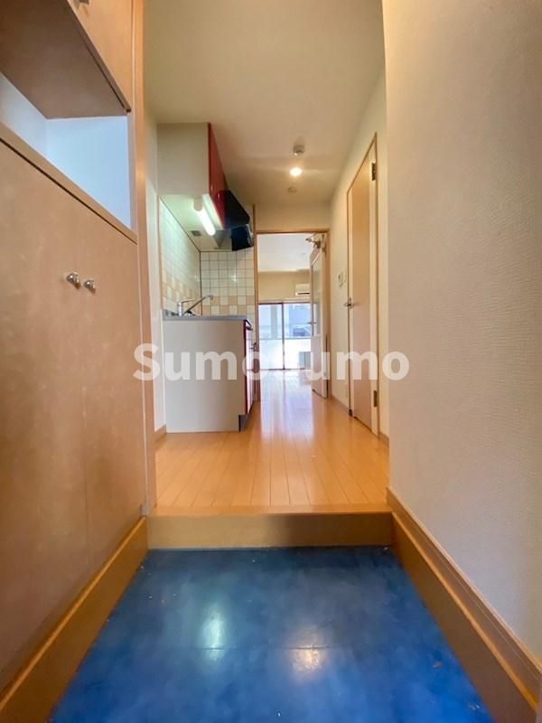 1K Apartment for Rent in Fukuoka City, Chuo Ward - 24.96m² - Thumbnail 2