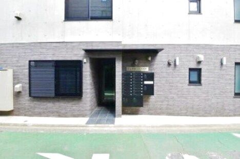 1K Apartment for Rent in Shinagawa, Tokyo - 18m² - Near 3 Stations - Thumbnail 2