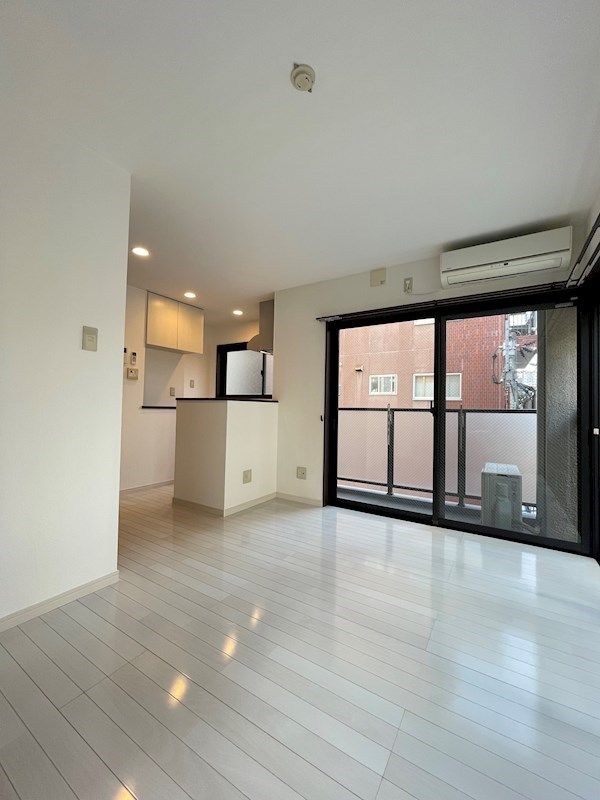 1R Apartment for Rent in Chuo Ward, Fukuoka City - Thumbnail 4