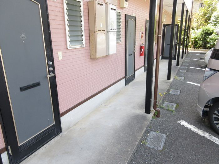 1R Apartment for Rent in Higashi Ward, Fukuoka City - Thumbnail 3