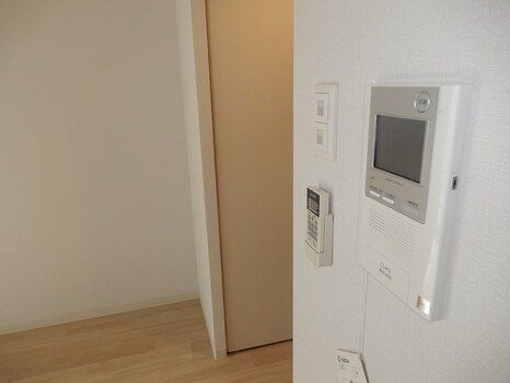 1K Apartment for Rent in Nishi-Tenma, Osaka - 22.23m² - Thumbnail 2