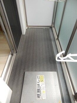 1K Apartment for Rent in Nishi-Tenma, Osaka - 22.23m² - Thumbnail 3