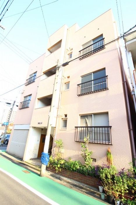 2K Corner Apartment for Rent in Wakamatsu-ku, Kitakyushu - Thumbnail 2