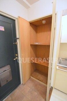 1R Apartment for Rent in Higashi Tenma, Kita-ku, Osaka - Thumbnail 4