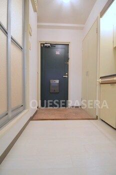 1R Apartment for Rent in Higashi Tenma, Kita-ku, Osaka - Thumbnail 2
