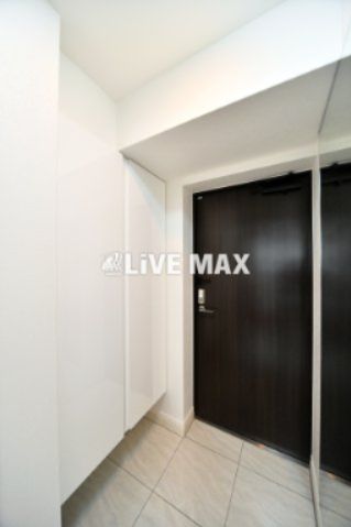 2LDK Apartment for Rent in Hakata-ku, Fukuoka - 50.45m² - Thumbnail 3