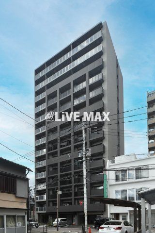 2LDK Apartment for Rent in Hakata-ku, Fukuoka - 50.45m² - Thumbnail 2