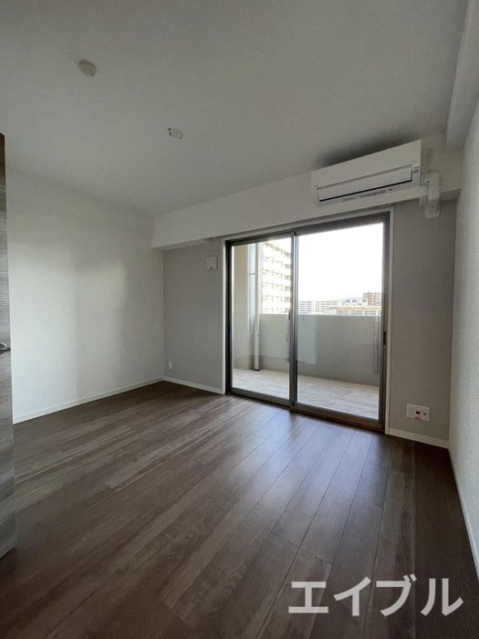 1K Apartment for Rent in Hakata Ward, Fukuoka - La Chic Savoy - Thumbnail 3