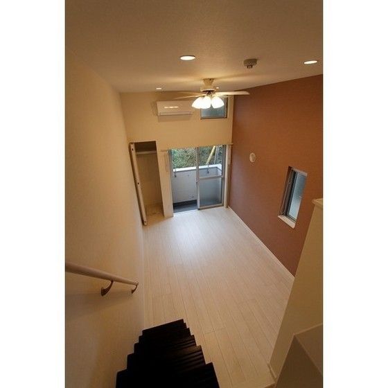 1K Corner Apartment with Loft in Hakata-ku, Fukuoka - Thumbnail 4