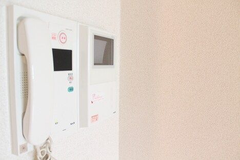 1K Apartment for Rent in Chuo-ku, Osaka Near Stations - Thumbnail 3