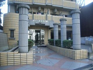 1K Apartment for Rent in Hakata-ku, Fukuoka, Near Chiyo Kenchoguchi Station - Thumbnail 2