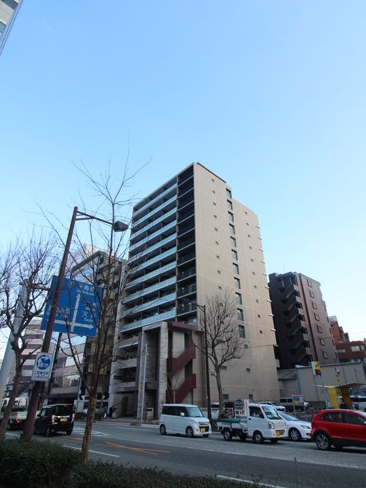 1LDK Forest Dorf Tenjin Apartment for Rent in Fukuoka City - Thumbnail 2