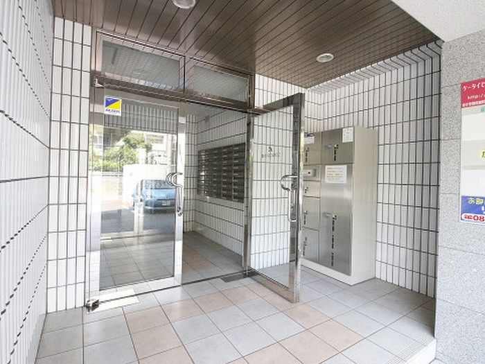 1DK Apartment for Rent in Kokurakita Ward, Kitakyushu, Fukuoka - Thumbnail 2