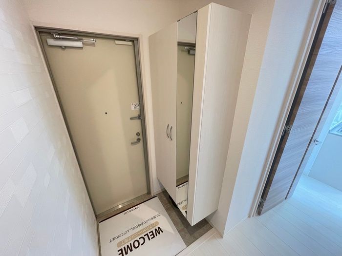 1LDK Apartment for Rent in Moji-ku, Kitakyushu, 31.45m² - Thumbnail 4