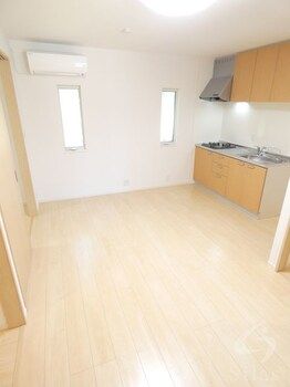 1LDK Apartment for Rent Near Shinmorifuruichi Station, Osaka - Thumbnail 3