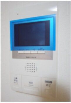 1K Apartment for Rent in Miyakojima, Osaka Near Sakuranomiya Station - Thumbnail 2