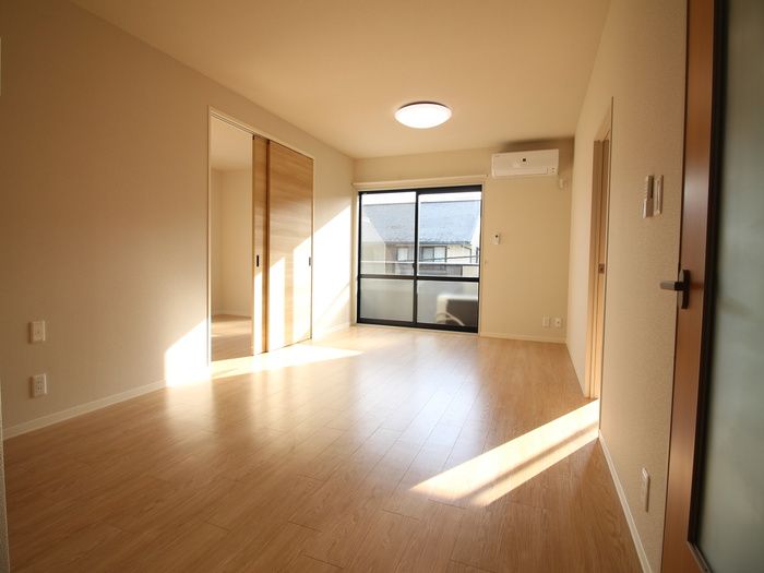 3LDK Apartment for Rent in Kokuraminami-ku, Kitakyushu - Thumbnail 4