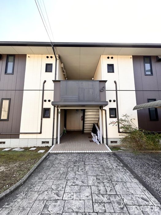 3LDK Apartment for Rent in Kokuraminami-ku, Kitakyushu - Thumbnail 3