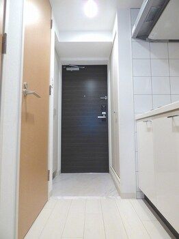 1K Apartment for Rent in Miyakojima Ward, Osaka - 21.52 sqm - Thumbnail 3