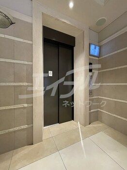 Modern 1LDK Apartment for Rent in Chuo Ward, Osaka - Thumbnail 3