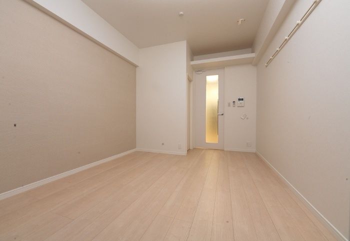 1K Apartment for Rent in Fukuoka City, Fukuoka Prefecture - Thumbnail 3