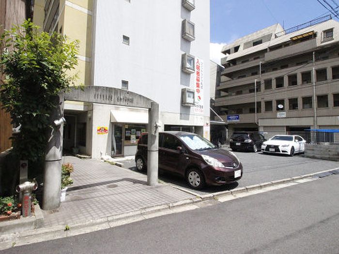 1K Apartment for Rent in Kokurakita-ku, Kitakyushu - Thumbnail 2