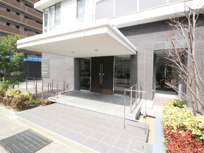 1LDK Apartment for Rent in Meinohama, Fukuoka City - 50.41m² - Thumbnail 3