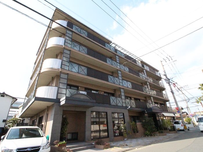 2LDK Apartment for Rent in Nishi-ku, Fukuoka - 60m² - Thumbnail 2