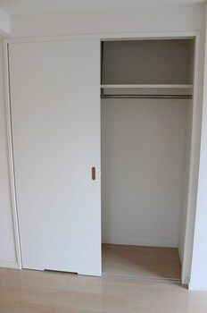 1K Apartment for Rent in Hakata-ku, Fukuoka - 24.18m² - Thumbnail 2