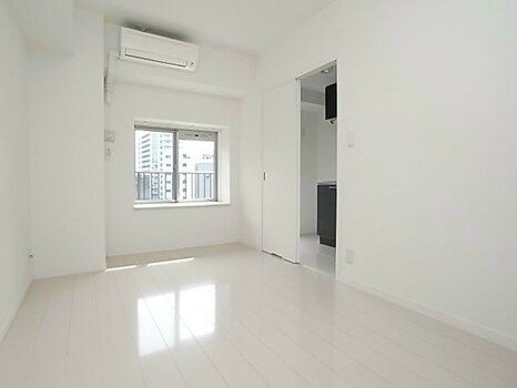 1K Apartment for Rent in Hakata-ku, Fukuoka - 24.18m² - Thumbnail 4