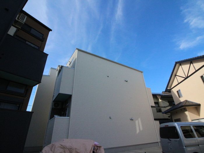 1K Apartment for Rent in Jirōmaru, Sawara-ku, Fukuoka - Thumbnail 3