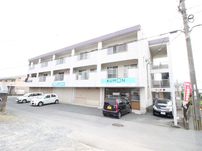 2DK Apartment for Rent in Kiyama, Yahatanishi Ward, Kitakyushu - Thumbnail 2