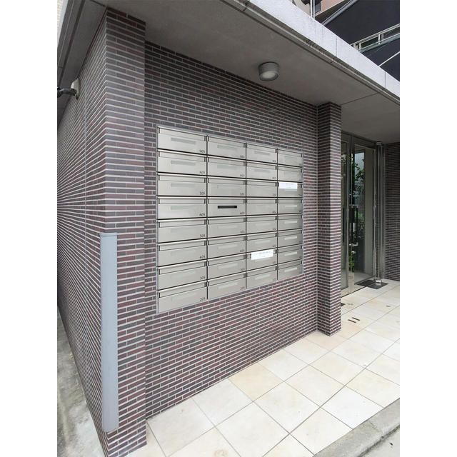 1LDK Apartment for Rent in Fukuoka Chuo Ward, 40.8 sqm - Thumbnail 2