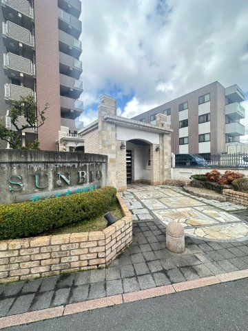 2LDK Apartment for Rent in Hakata Ward, Fukuoka City - Thumbnail 2