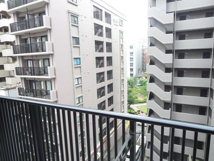 1LDK Apartment for Rent in Chuo-ku, Fukuoka City - Thumbnail 2